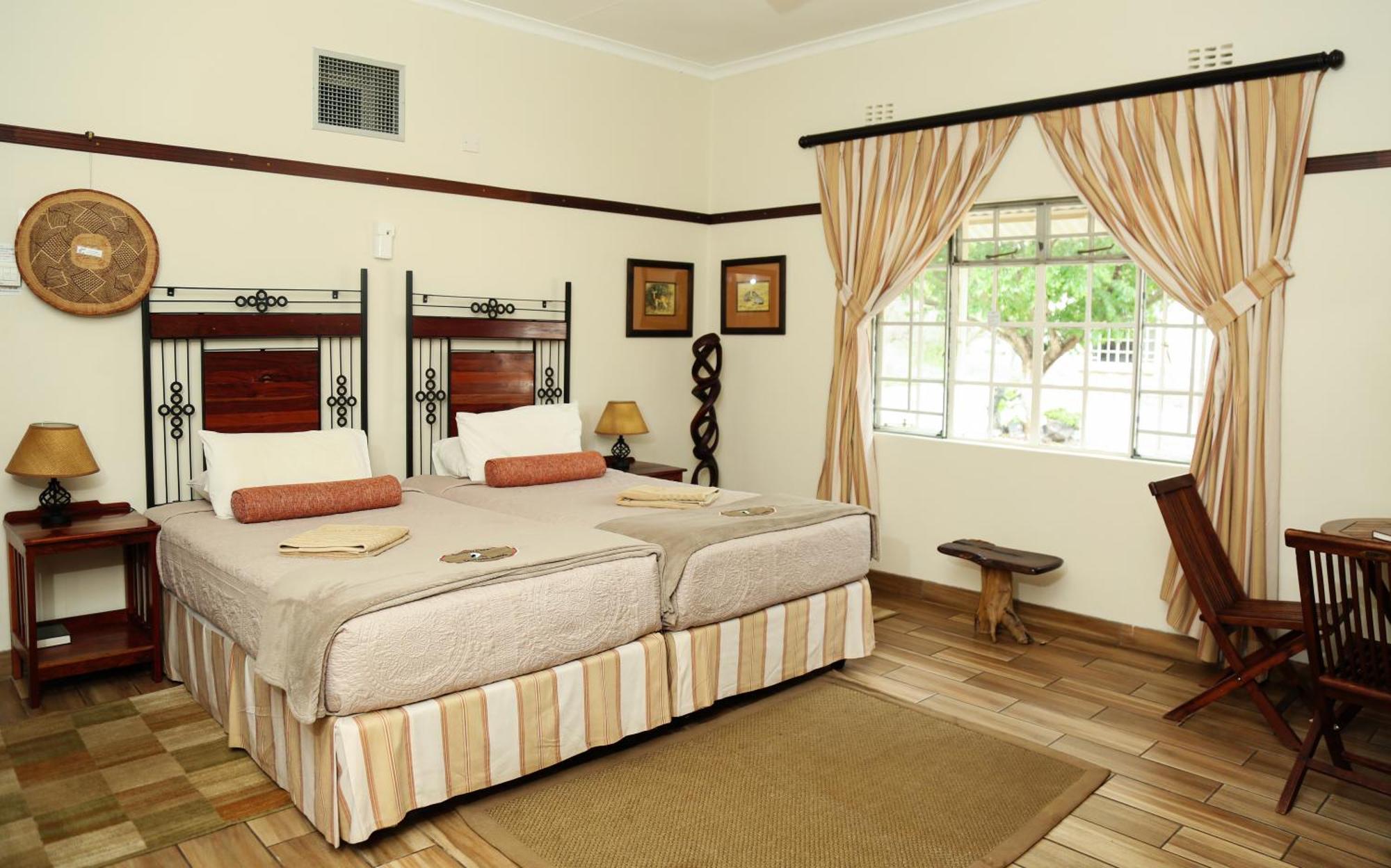 Woodlands Stop Over And Lodge Francistown Dış mekan fotoğraf